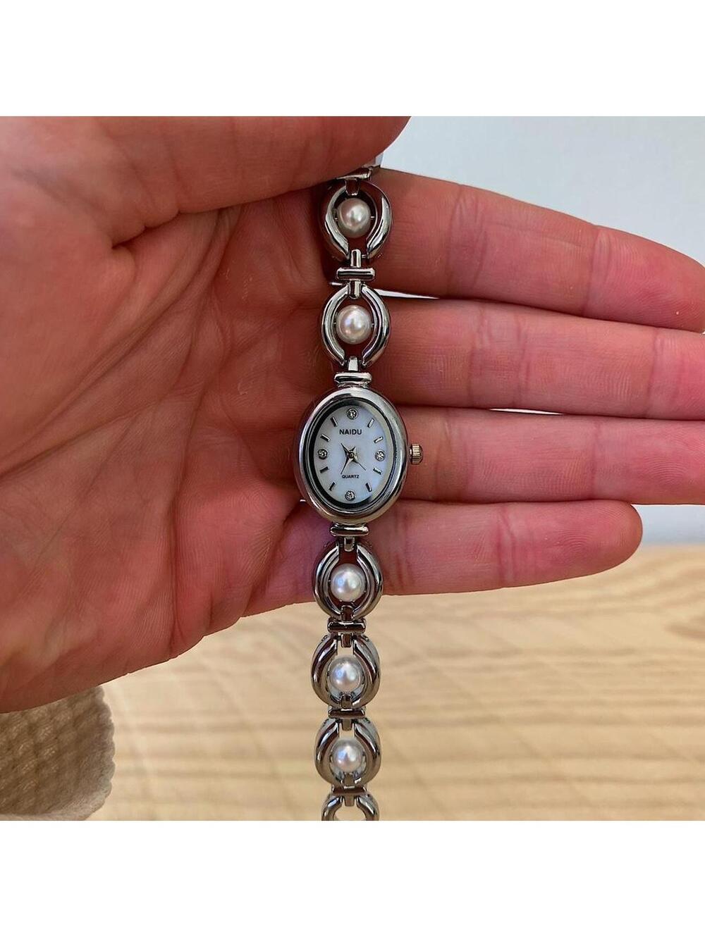 Luxury Y2K style Silver round stainless steel quartz pearl stone charm watch - Picture 7 of 8